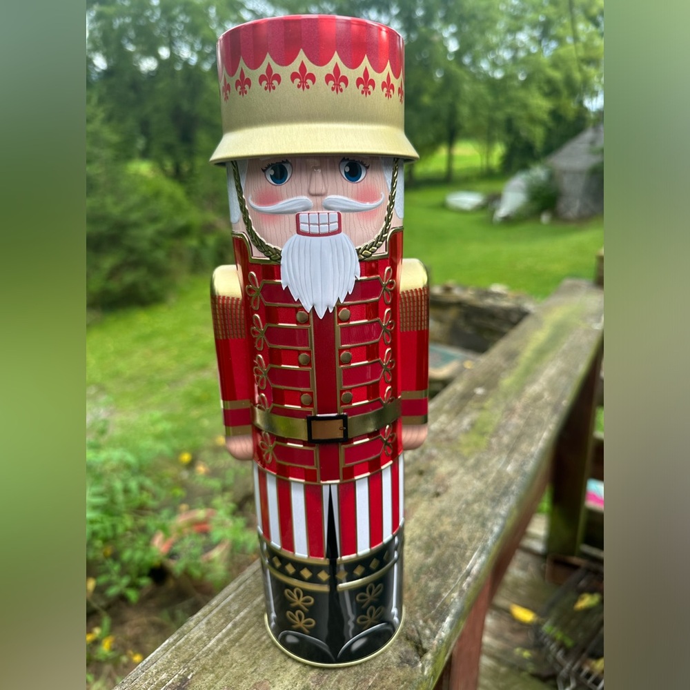 Nutcracker Tin Empty